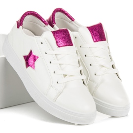Baskets nouées avec une étoile blanche 2