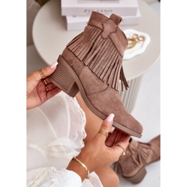 Bottes brunes éco-éco-éloeniennes avec franges S.Barski Hy42-127 beige 1 Bottes brunes éco-éco-éloeniennes avec franges S.Barski Hy42-127 beige 1