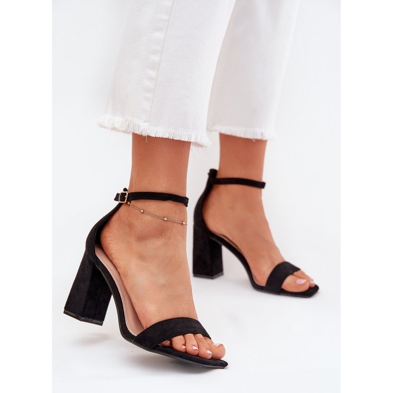 Boto Sandales féminines sur l'éco daim post Elirae le noir 2