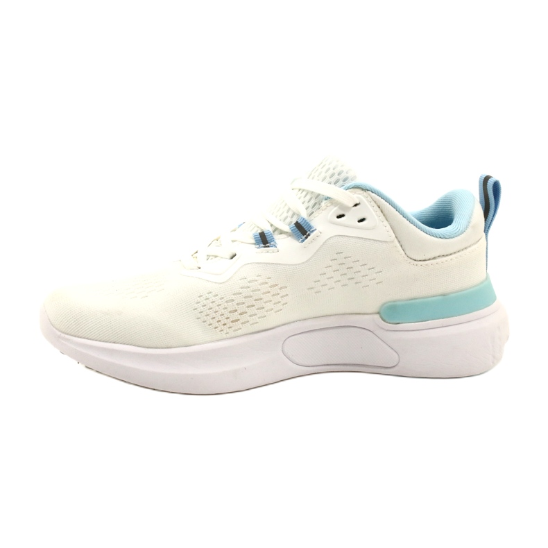 Chaussures de sport blanches American Club WT102/22 2