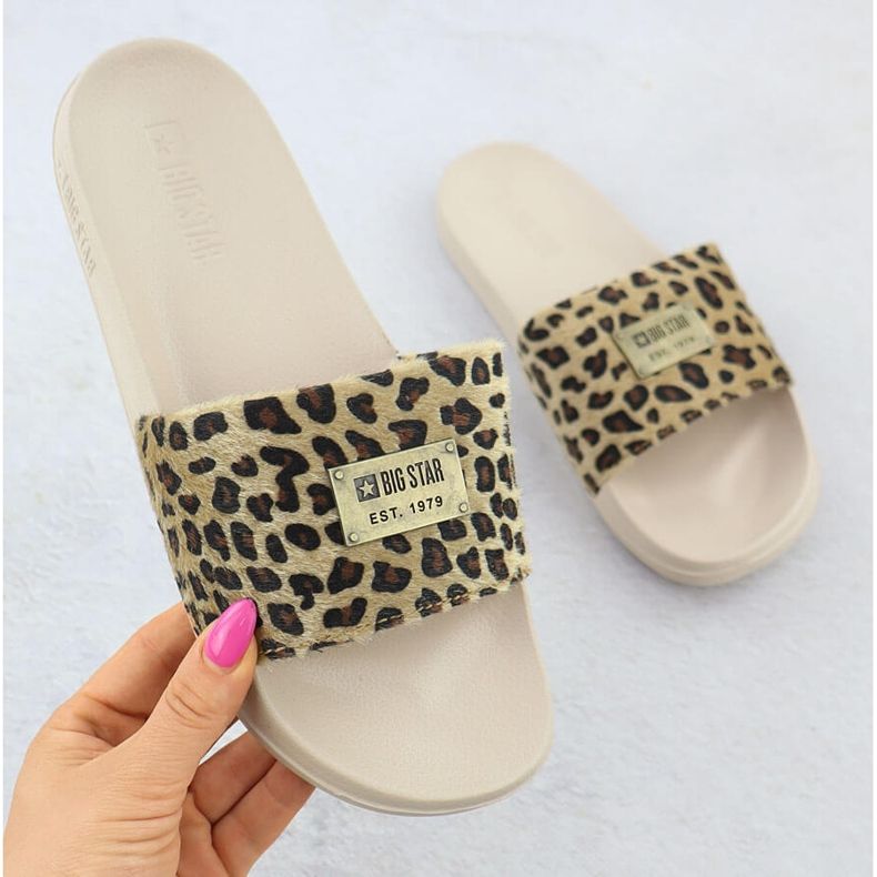 Big Star Les tongs léopard léopard des femmes pool beige SS274715 1