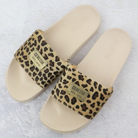 Big Star Les tongs léopard léopard des femmes pool beige SS274715 2