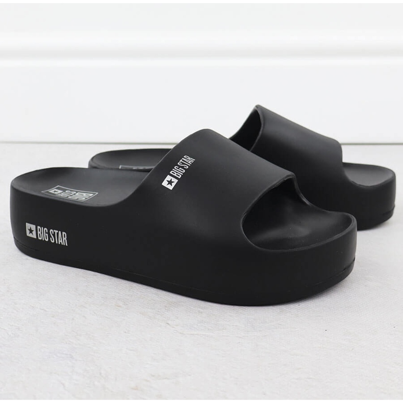 Les tongs féminins sur la plate-forme Black Big Star SS274721 Place Plateforme noir 2