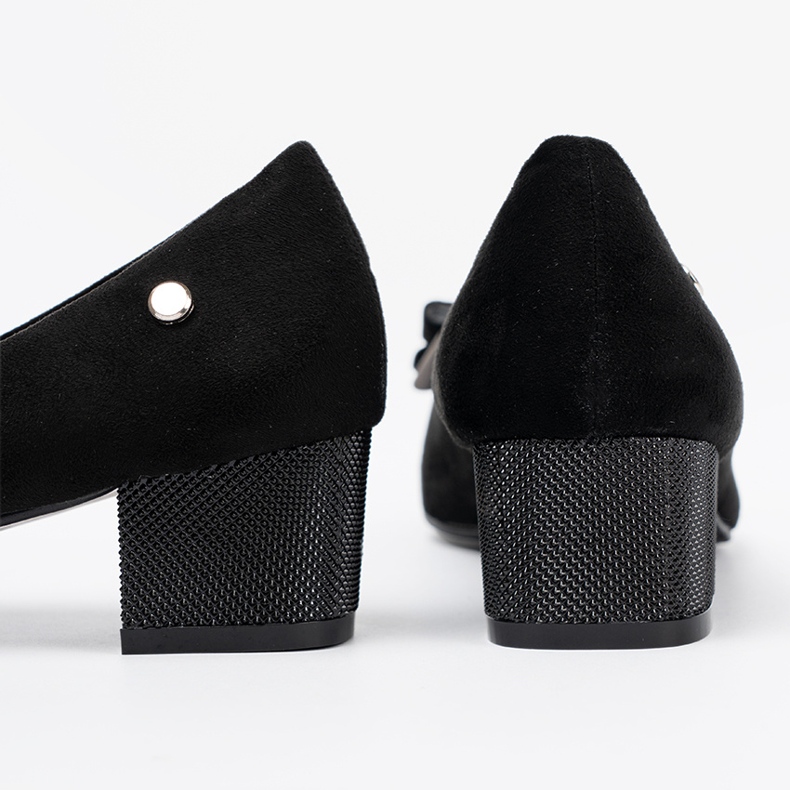 Goodin Pompes noires avec un arc sur le poteau le noir 1