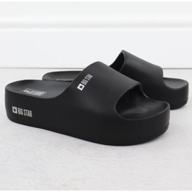 Slippers sur la plate-forme Big Star dans SS274721 INT2155A noir 2
