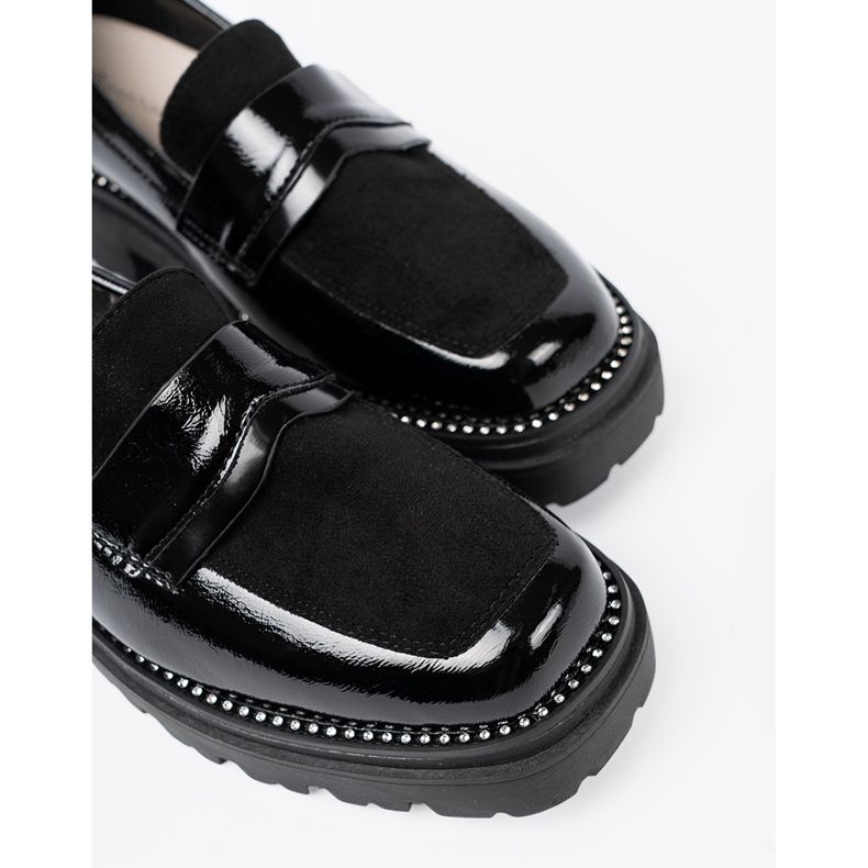 Goodin Mocassins vernies avec des goujons le noir 1