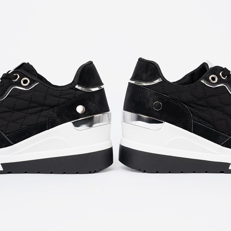 Shelvt Baskets compensées femme noires 2