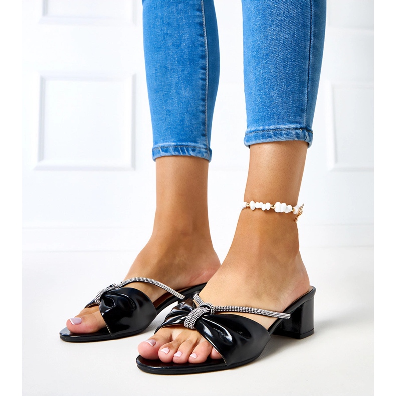 Mules à talons hauts ornées de zircons Anbrani le noir 2