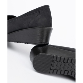 Shelvt Chaussures de coin noir avec un ornement le noir 1 Shelvt Chaussures de coin noir avec un ornement le noir 1