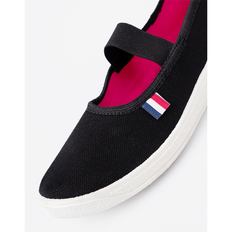 Shelvt Chaussures noires légères avec une ceinture flexible le noir 1