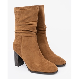 Shelvt Bottes de caramel avec une tige et un talon froissés 2