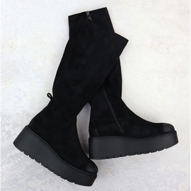 Bottes de femmes sur les coins noirs Vinceza 58342 1