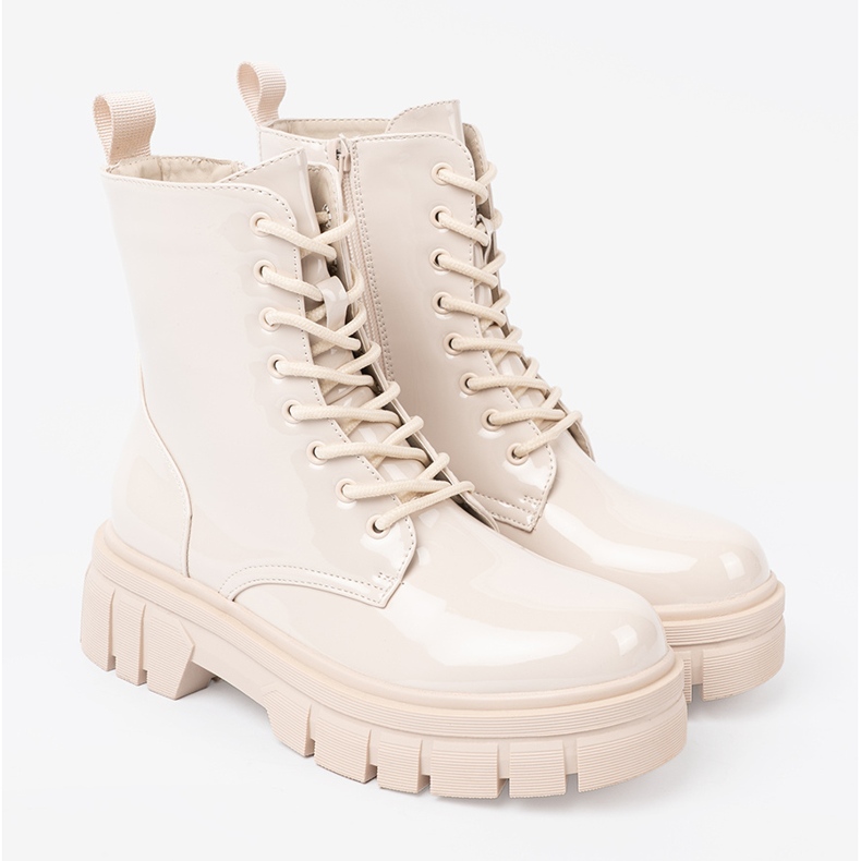 Shelvt Élégants travailleurs de laquérir en lumière 1