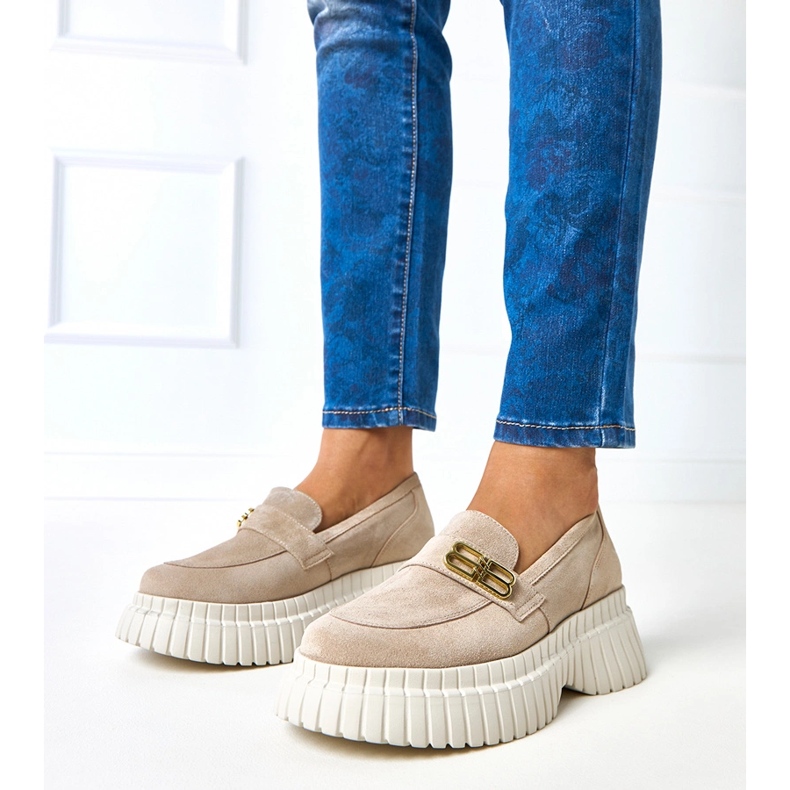 Escarpins en daim beige Karino 2