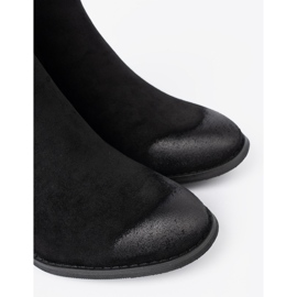 Shelvt Bottes en daim noir sur un pilier élevé isolé le noir 5