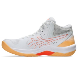 Asics Beyond FF MT Shoes in 1072A096 105 blanche 2