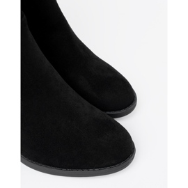Shelvt Bottes noires élégantes sur un pilier avec une tige froissée le noir 1