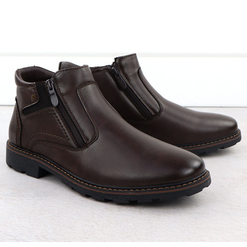 Bottes masculines isolées Brown Sliders Vanhorn An71309 brun 2 Bottes masculines isolées Brown Sliders Vanhorn An71309 brun 2