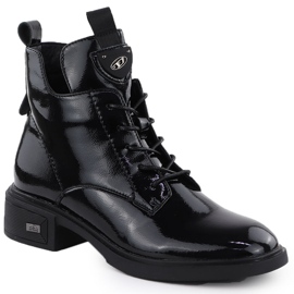 Bottes vernies en cuir sur le noir Vinceza 26-39954 1