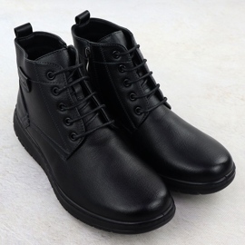 Bottes masculines isolées noir unisoft 24mn16-7515 3