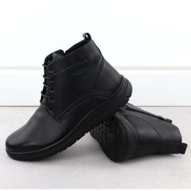 Bottes masculines isolées noir unisoft 24mn16-7515 5