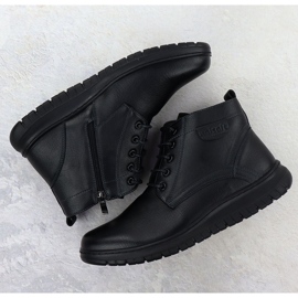 Bottes masculines isolées noir unisoft 24mn16-7515 4