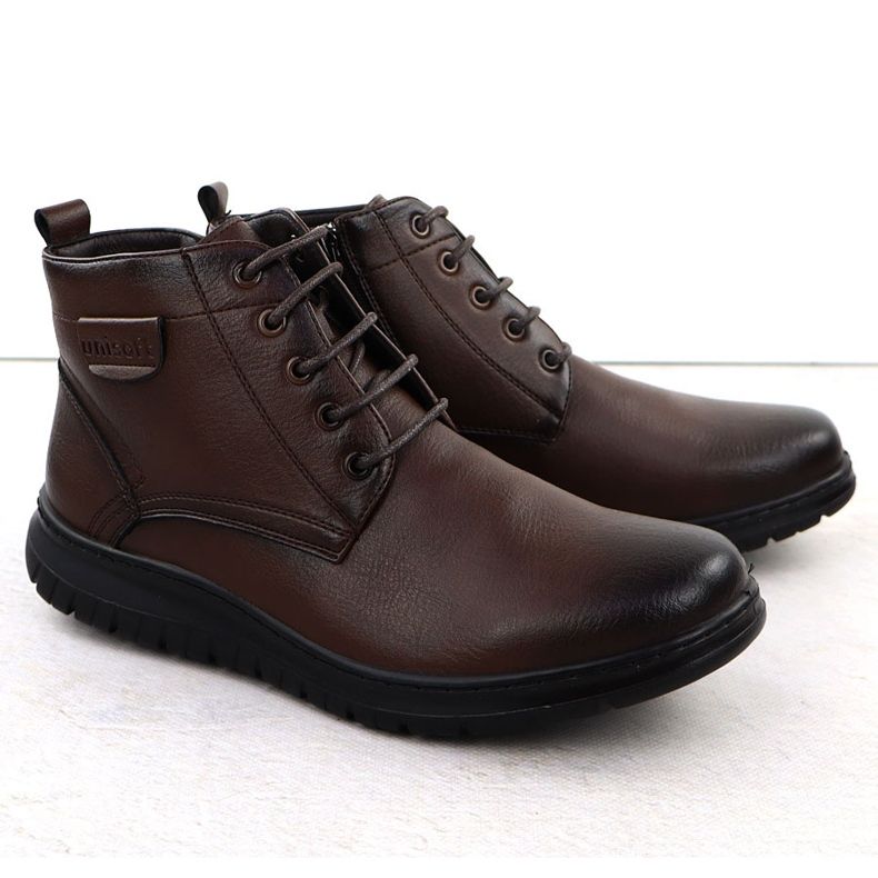 Isulaté des hommes bruns masculins 24mn16-7515 2