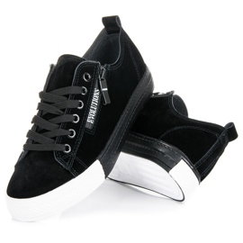 Baskets en daim sur la plateforme le noir 3