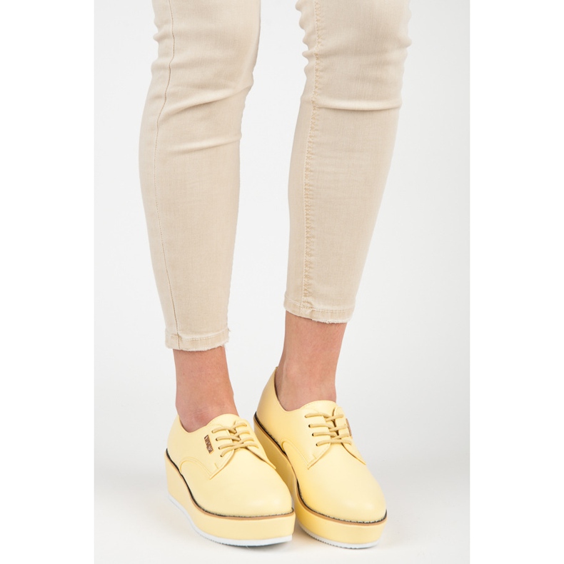 Vices Étaux pour chaussures compensées nouées jaune 1