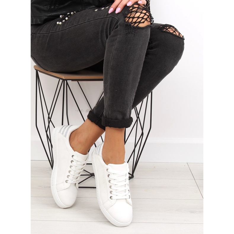 Baskets blanches pour femmes SU09p Blanc 1