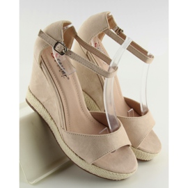 Sandales compensées beige espadrilles beiges 5