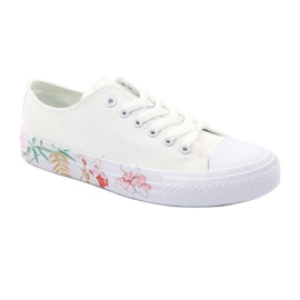 Baskets Mckey 139 baskets blanches 1