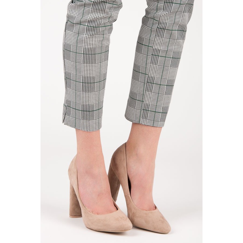 Ideal Shoes Escarpins élégants sur le poteau brun 2