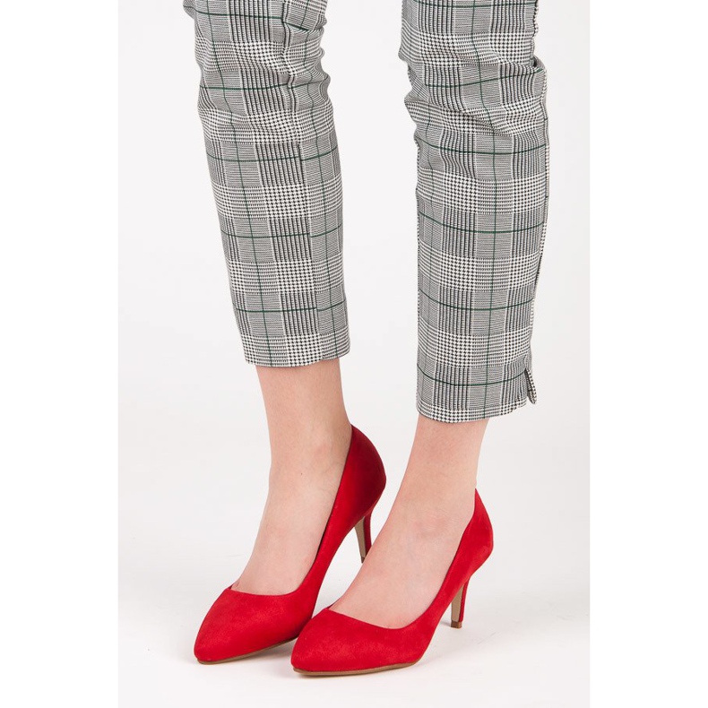 Escarpins à talon en daim rouge 1