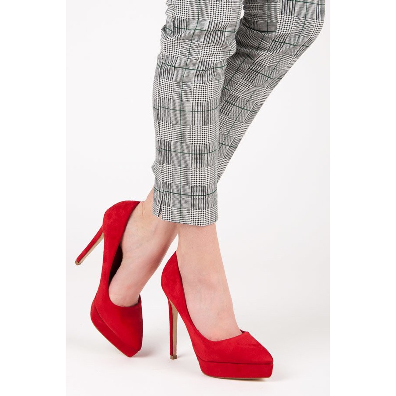 Bestelle Talons en daim sur la plateforme rouge 2