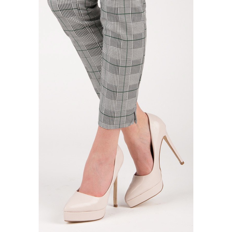 Small Swan Talons laqués sur la plateforme brun 2