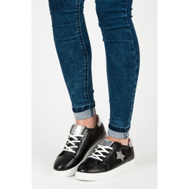 Baskets nouées avec une étoile le noir 7