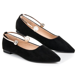 Ballerines avec un ornement le noir 5