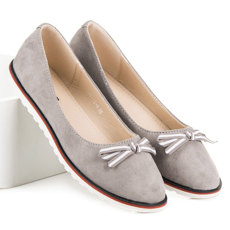 Ballerines en daim gris 1