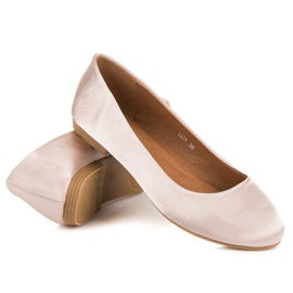 Ch. Creation Ballerines beiges satinées 3