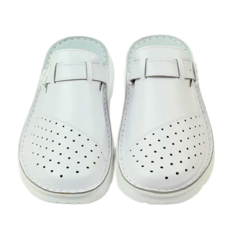 Sandales blanches médicales orthopédiques 4