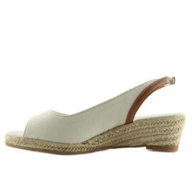 Espadrilles beiges beiges sur petit talon compensé 1