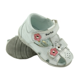 Sandales Bartuś pour velcro avec des fleurs en argent 3 Sandales Bartuś pour velcro avec des fleurs en argent 3