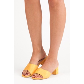 Renda Sandales à talons en daim jaune 1