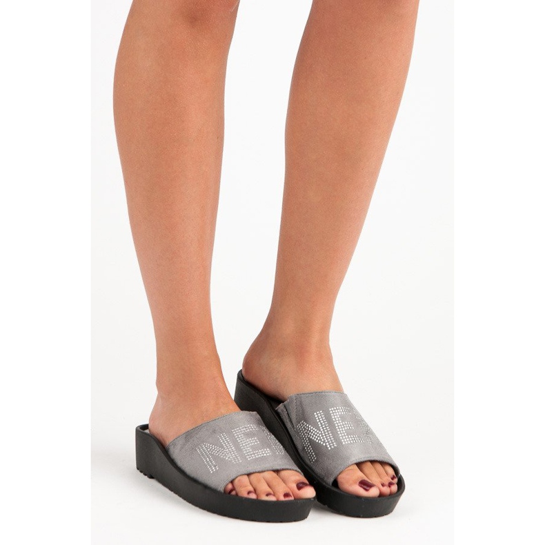 Chaussons Vinceza en daim gris 1