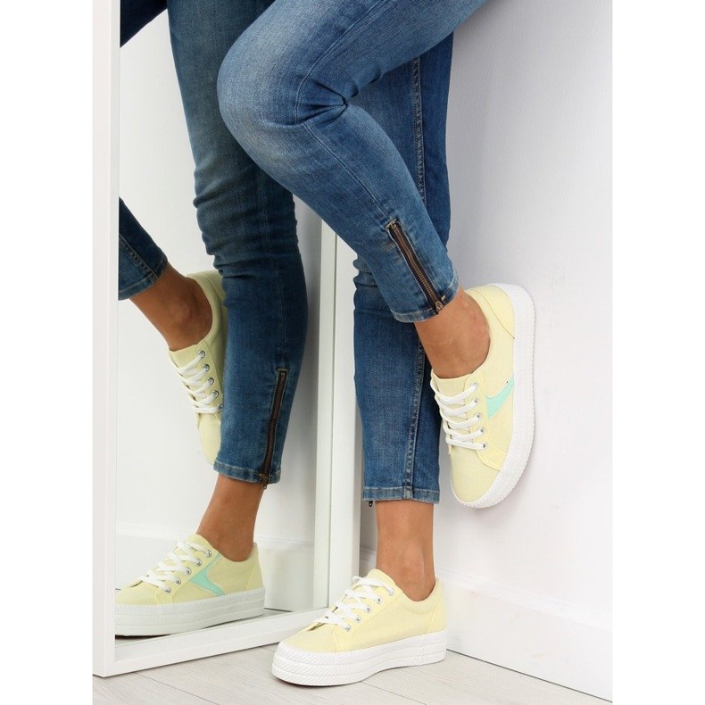 Baskets à semelles hautes K1831401 Amarillo jaunes 1
