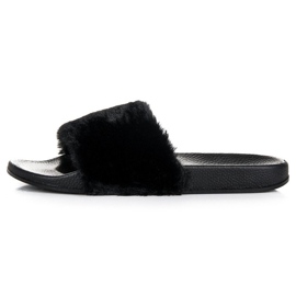 Chaussons noirs avec fourrure 2