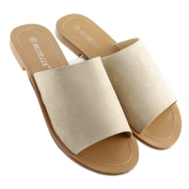 H8-116 Chaussons beiges droits beiges 2
