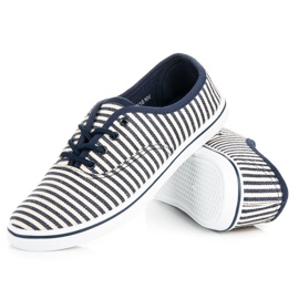 McKey Des baskets au style marin bleu 2