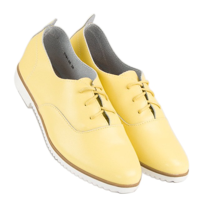 Chaussures mazaro en cuir jaune 2
